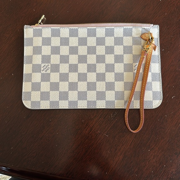 LOUIS VUITTON Damier Azur Neverfull MM GM Pochette Rose Ballerine. Like new - Picture 1 of 8